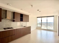 19F-433 Marine Drive Vancouver, BC V5X 0H5