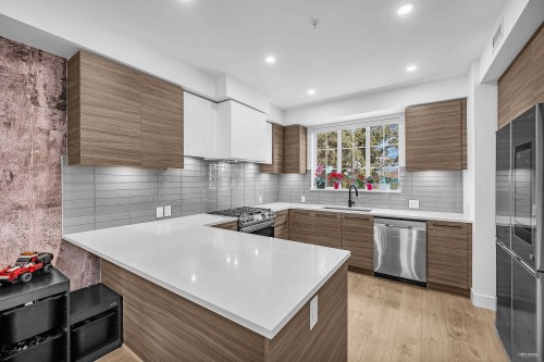 12-8888 Spires Road, Richmond, BC 