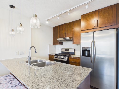 2301-7088 Salisbury Avenue  Burnaby, BC V5E 0A4