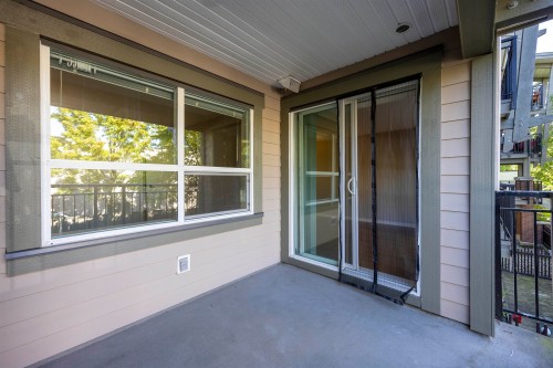 215-5889 Irmin Street, Burnaby, BC 