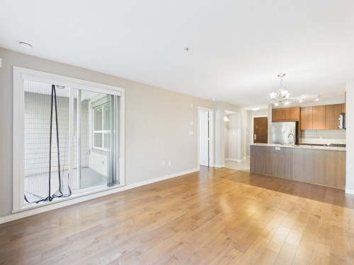 215-5889 Irmin Street, Burnaby, BC 