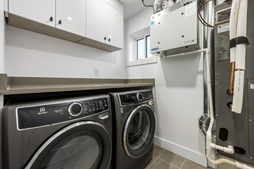 1-3940 Eton Street, Burnaby, BC 