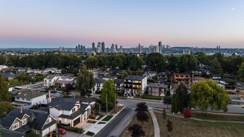 1-3940 Eton Street, Burnaby, BC 