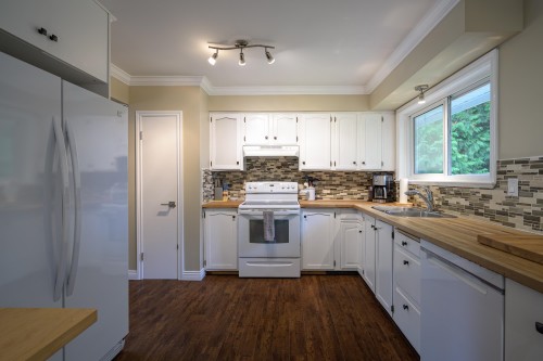 5378 4Th Avenue, Tsawwassen, BC 
