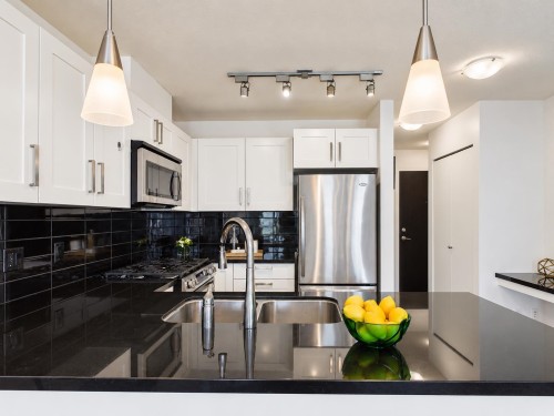 2805-2133 Douglas Road, Burnaby, BC 