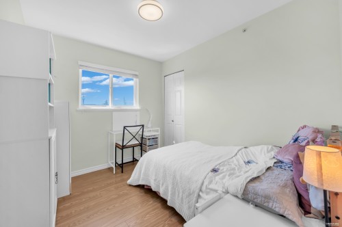 6925 Main Street, Vancouver, BC 
