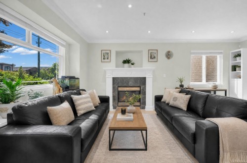 6925 Main Street, Vancouver, BC 