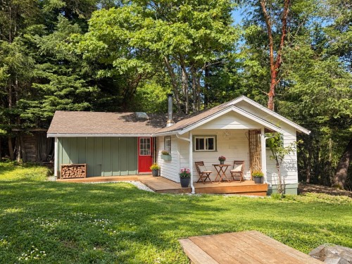 172B Burrill Road, Galiano Island, BC 