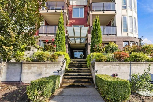 302-1188 Johnson Street, Coquitlam, BC 