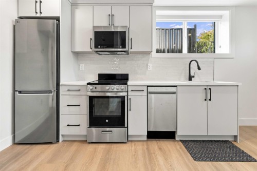 3290 48Th Avenue E, Vancouver, BC 