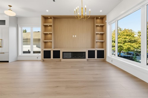 3290 48Th Avenue E, Vancouver, BC 
