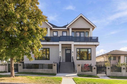 3290 48Th Avenue E, Vancouver, BC 