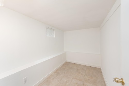 1038 51St Avenue E, Vancouver, BC 