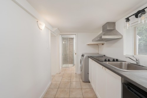 1038 51St Avenue E, Vancouver, BC 