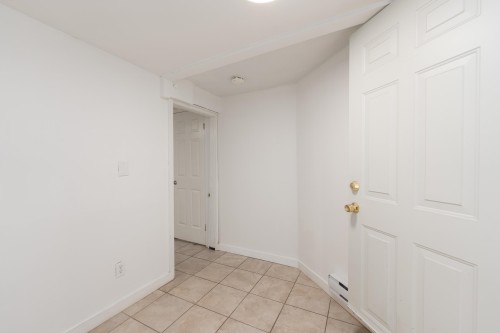 1038 51St Avenue E, Vancouver, BC 