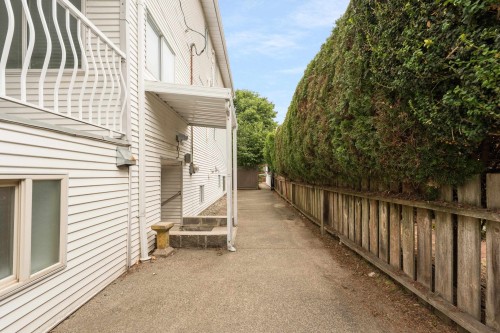 1038 51St Avenue E, Vancouver, BC 