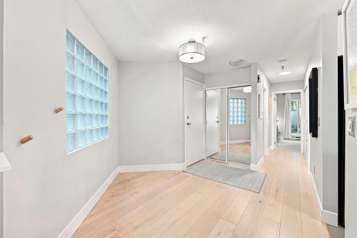 108-2020 8Th Avenue W, Vancouver, BC 
