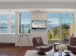 8547 Seascape Court West Vancouver, BC V7W 3J7
