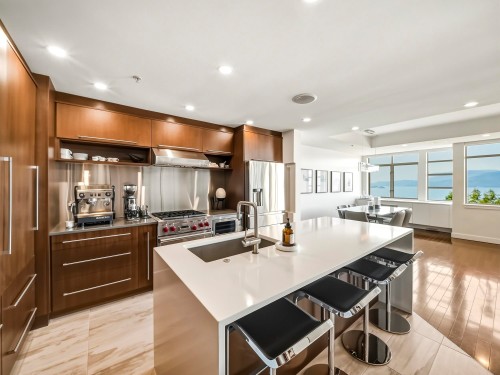 8547 Seascape Court, West Vancouver, BC 