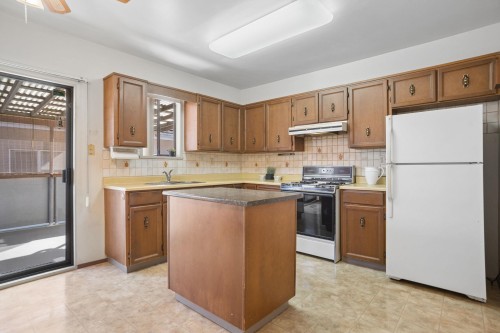 7707 Mcgregor Avenue, Burnaby, BC 