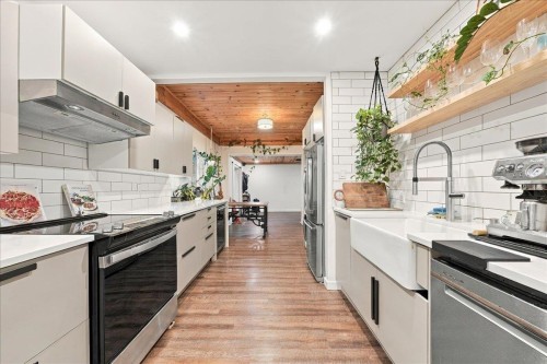 4151 Fircrest Place, North Vancouver, BC 