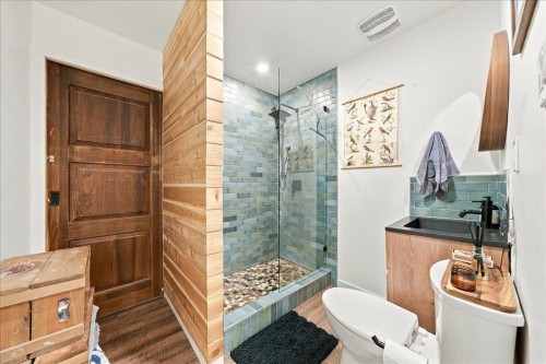 4151 Fircrest Place, North Vancouver, BC 