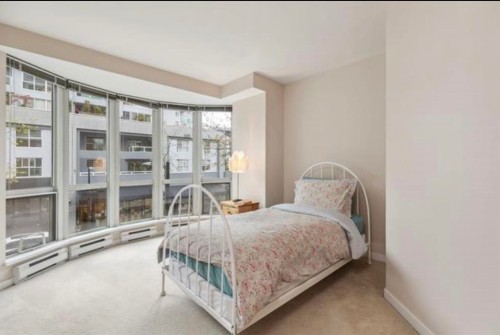 T19-1501 Howe Street, Vancouver, BC 