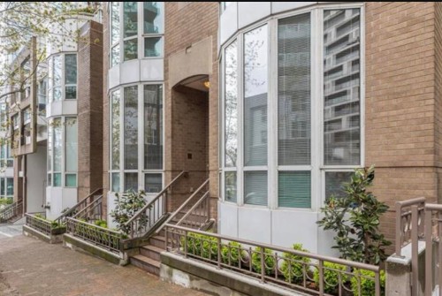 T19-1501 Howe Street, Vancouver, BC 
