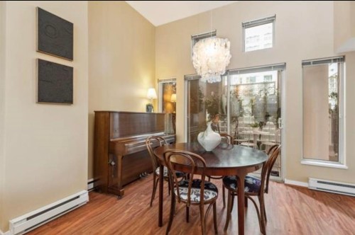 T19-1501 Howe Street, Vancouver, BC 