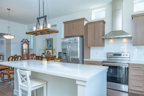 10329 238A Street, Maple Ridge, BC 