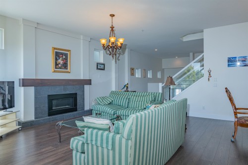 10329 238A Street, Maple Ridge, BC 