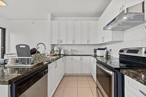 1802-6823 Station Hill Drive, Burnaby, BC 