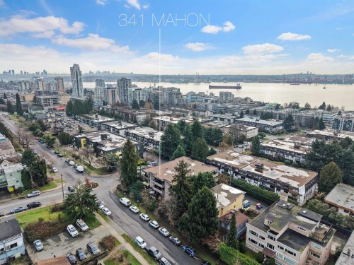 201-341 Mahon Avenue, North Vancouver, BC 