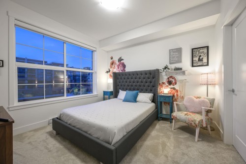 316-22633 Selkirk Avenue, Maple Ridge, BC 