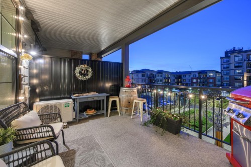316-22633 Selkirk Avenue, Maple Ridge, BC 