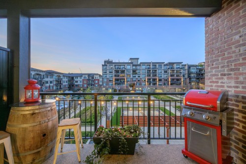 316-22633 Selkirk Avenue, Maple Ridge, BC 