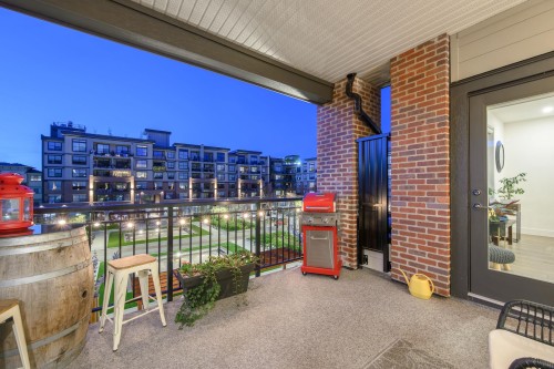 316-22633 Selkirk Avenue, Maple Ridge, BC 