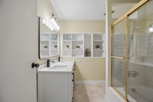 520 Cardiff Way, Port Moody, BC 