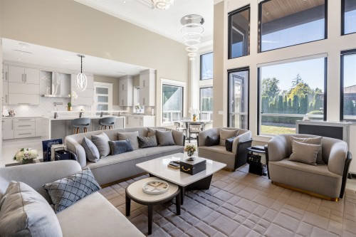 7571 Bridge Street, Richmond, BC 