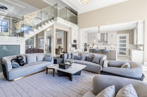 7571 Bridge Street, Richmond, BC 