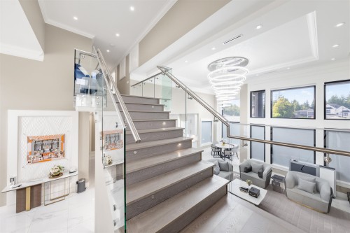 7571 Bridge Street, Richmond, BC 