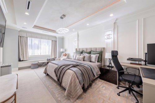 7571 Bridge Street, Richmond, BC 