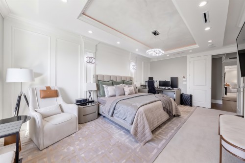 7571 Bridge Street, Richmond, BC 