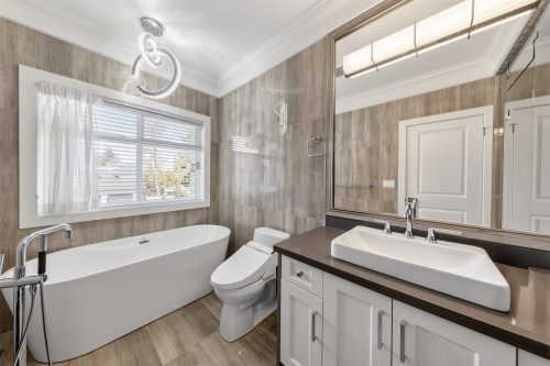 7571 Bridge Street, Richmond, BC 
