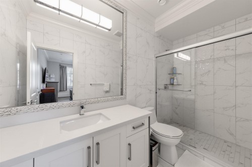 7571 Bridge Street, Richmond, BC 