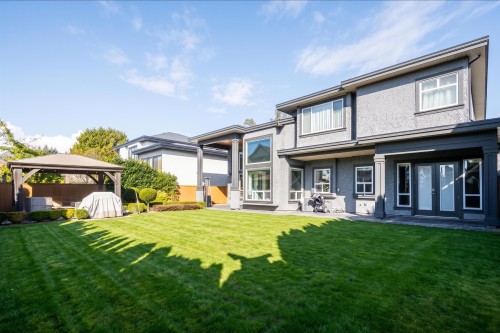 7571 Bridge Street, Richmond, BC 