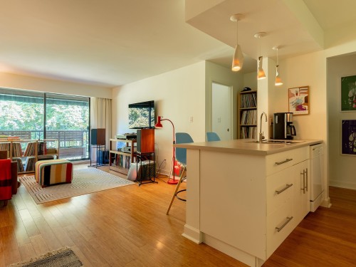 302-2222 Cambridge Street, Vancouver, BC 