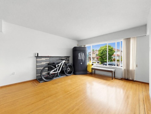 1972 51St Avenue E, Vancouver, BC 