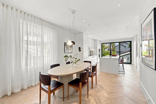 279 18Th Avenue E, Vancouver, BC 