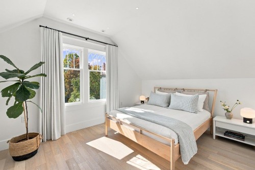 279 18Th Avenue E, Vancouver, BC 